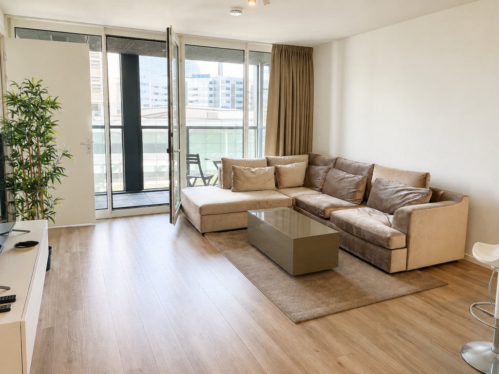 Woning te huur: Kruisplein, Rotterdam