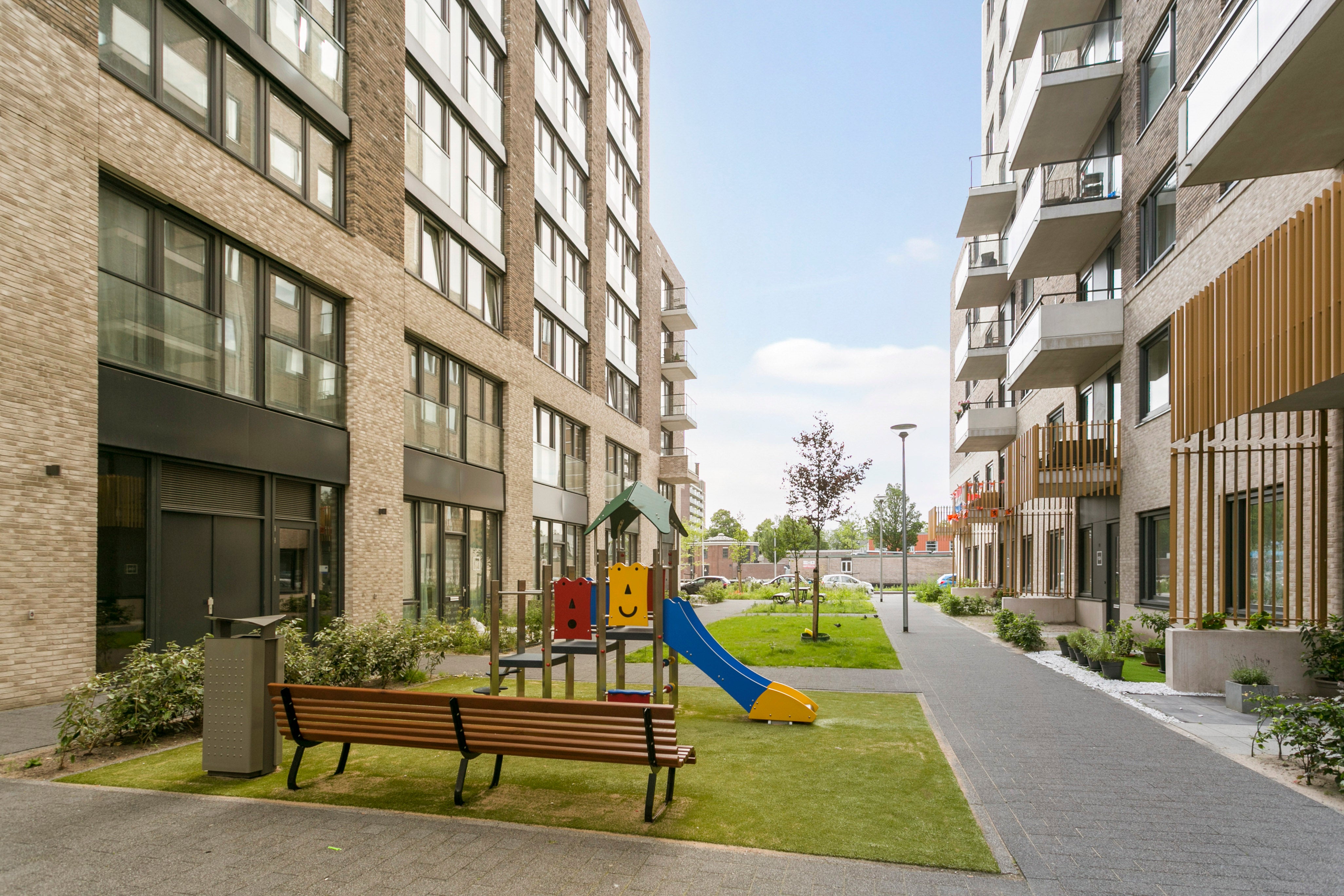 1e Lulofsdwarsstraat 8