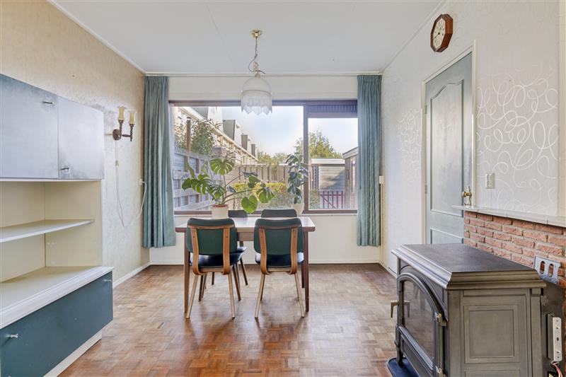 Tussenwoning te koop: Flevostraat 31, Purmerend