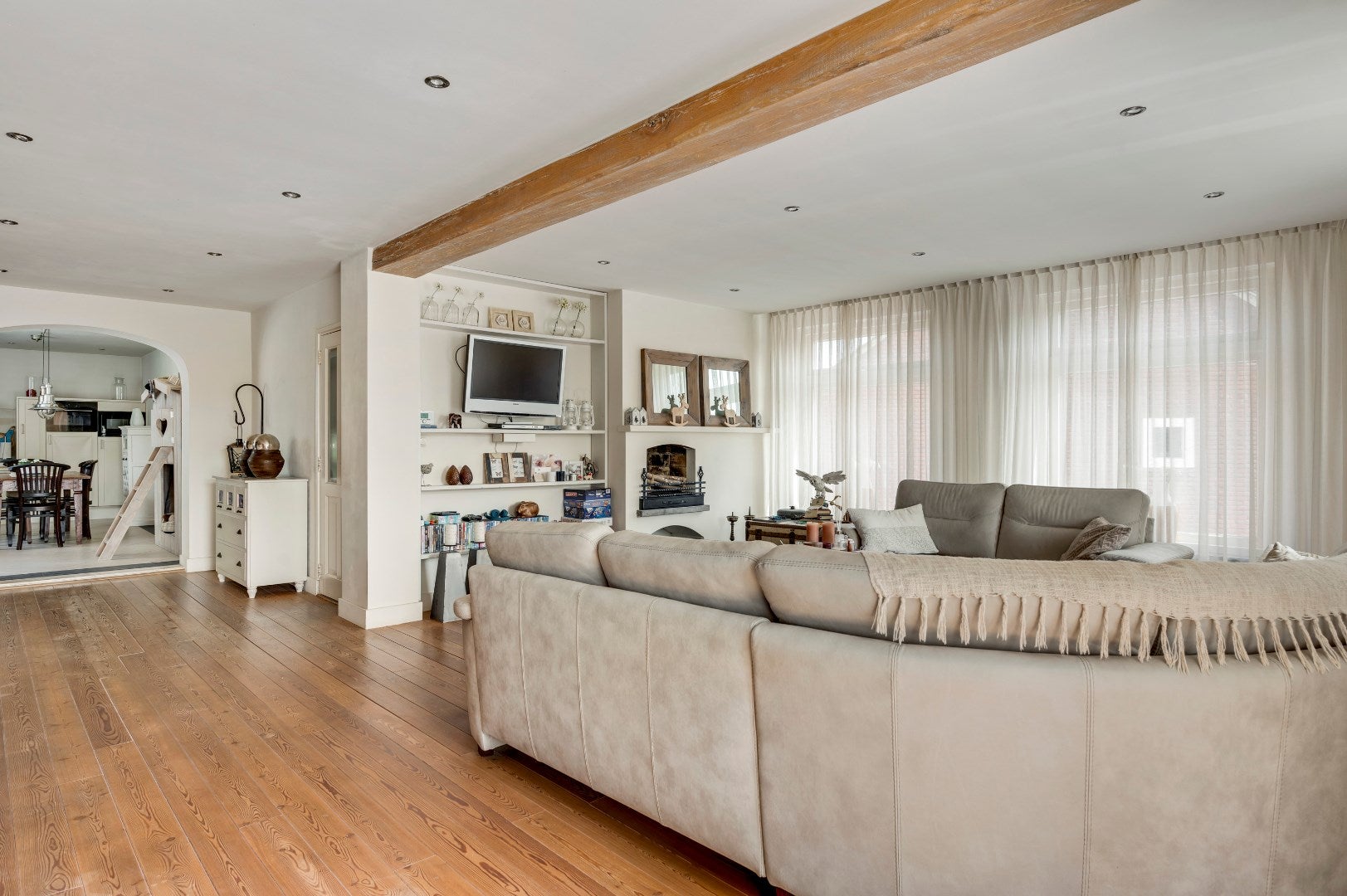 Appartement te koop: Burg. Van Houtstraat 47, Budel
