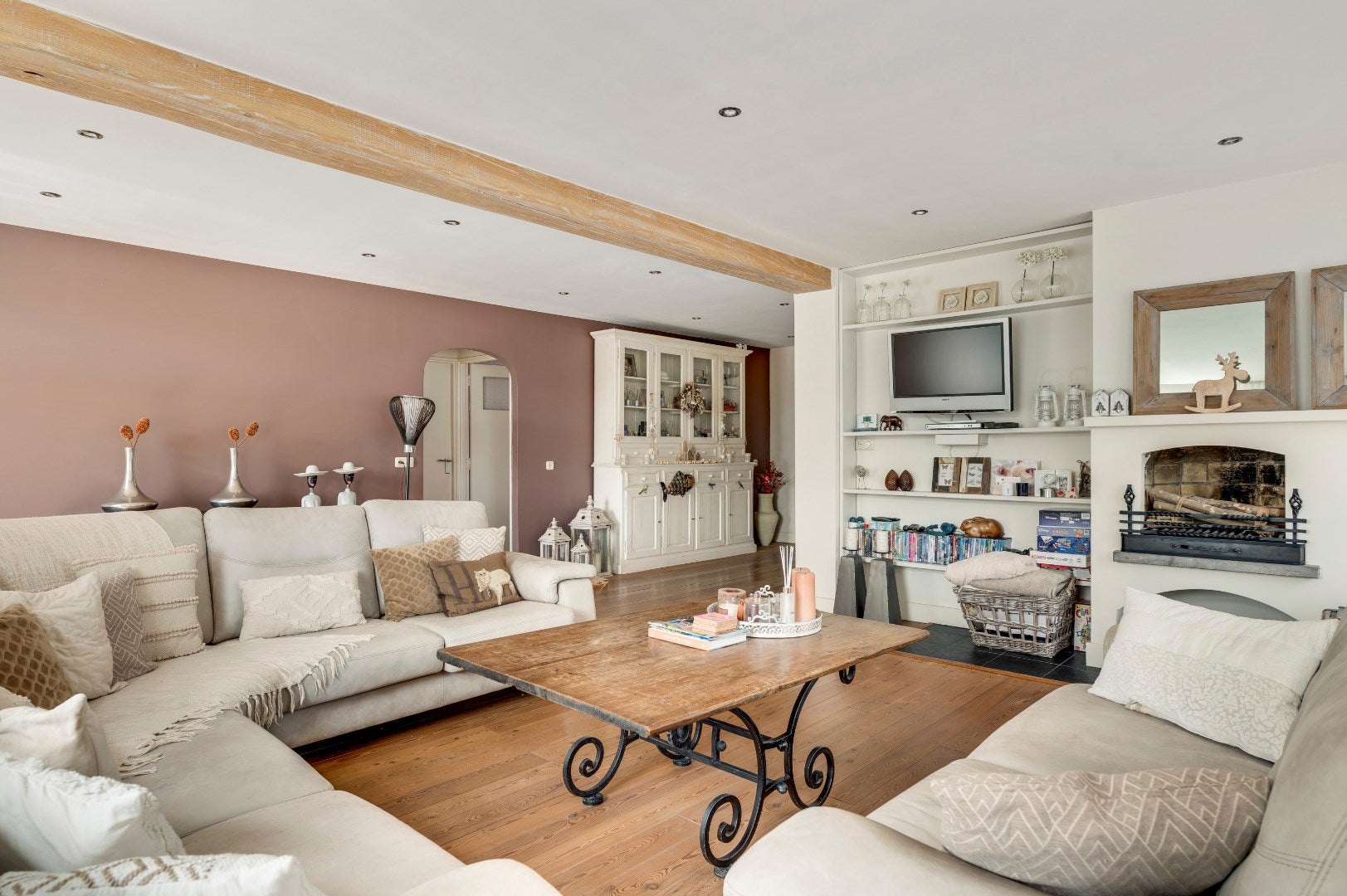 Appartement te koop: Burg. Van Houtstraat 47, Budel
