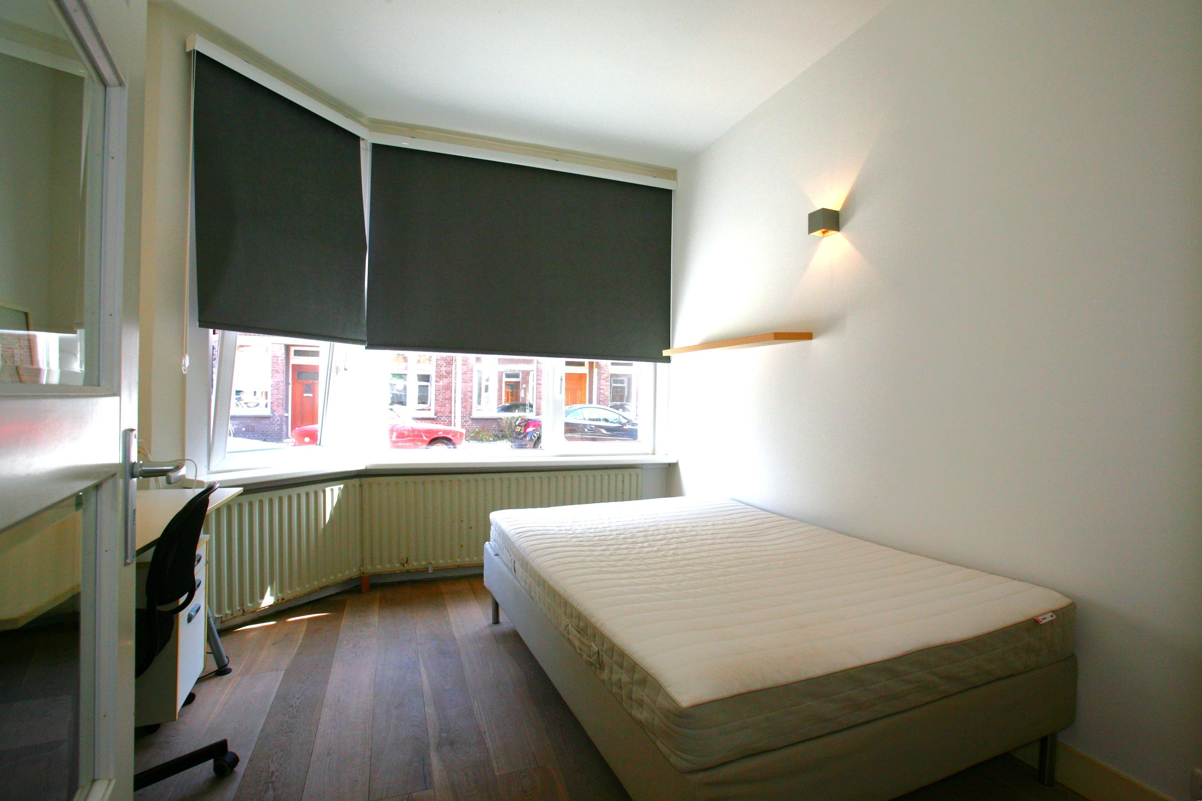 Woning te huur: De Moucheronstraat, 'S-Gravenhage