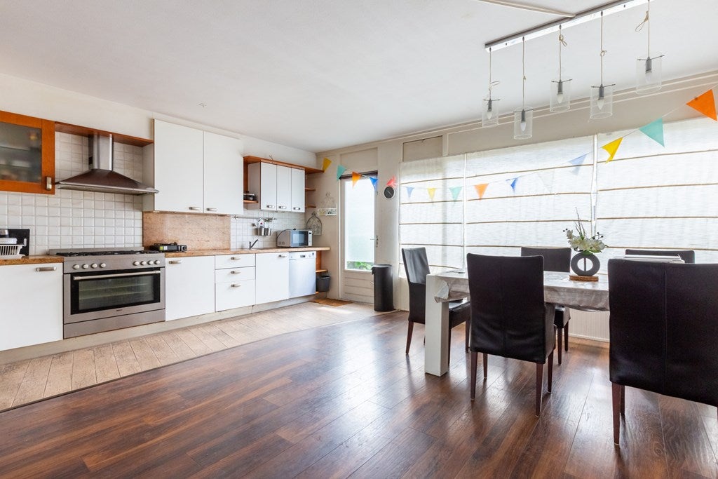 Hoekwoning te koop: Langs de Baan 51, Uithoorn
