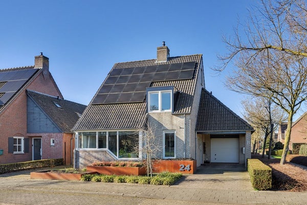 Meerstraat 24