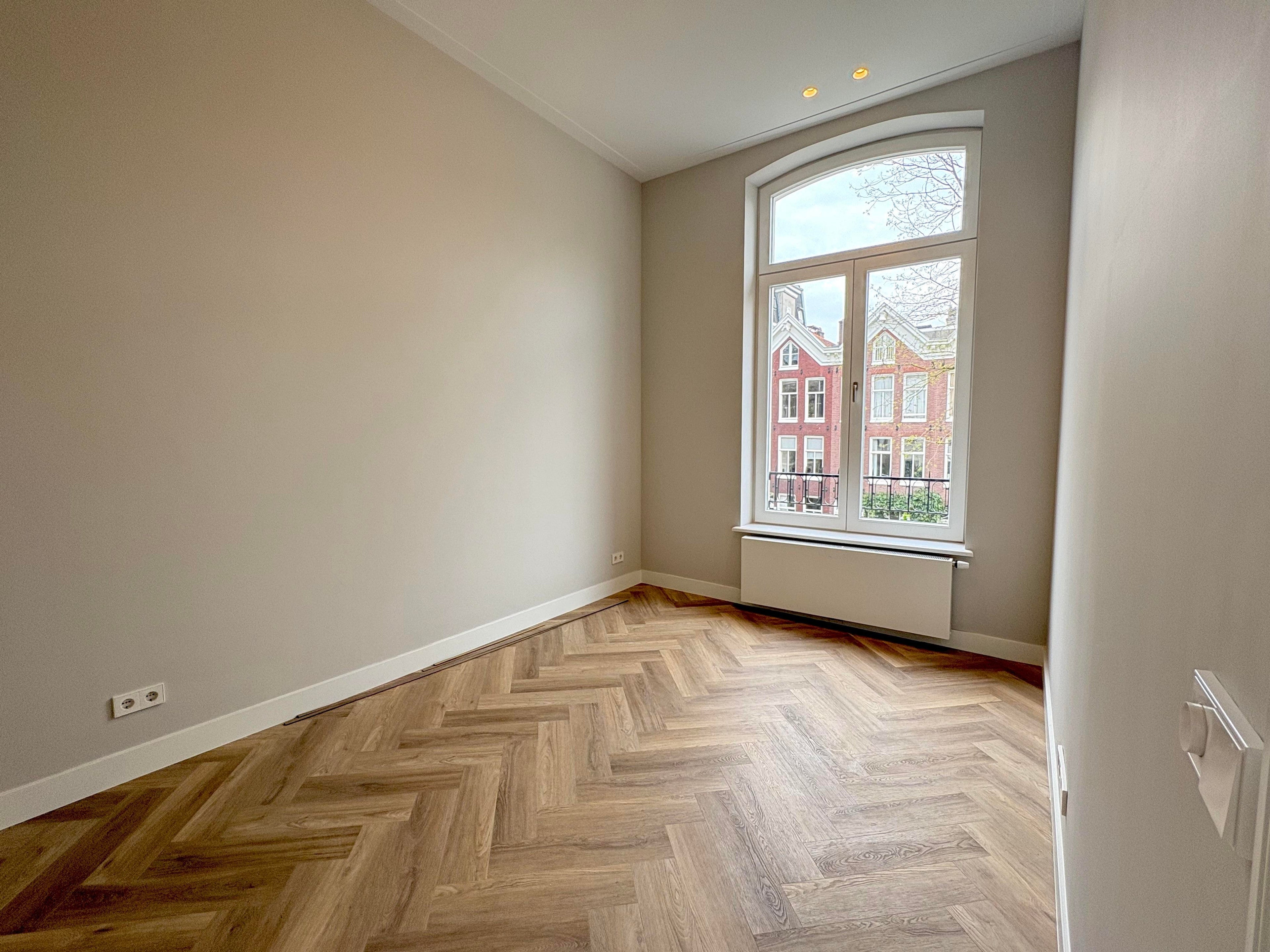 Appartement te huur: Henri Polaklaan, Amsterdam