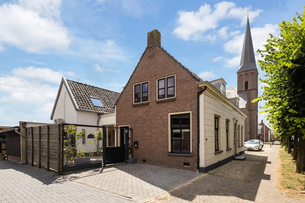 Huis Voorstraat 11 in Beesd