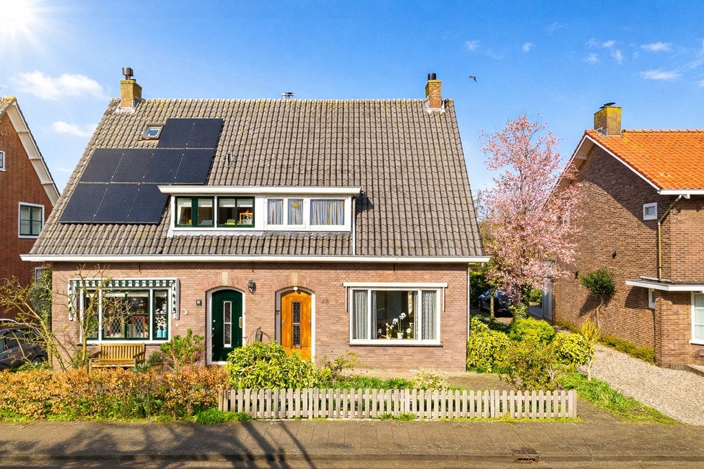 Huis Sportlaan 63 in Aalsmeer