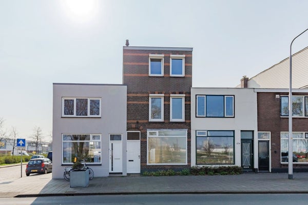 Huis IJmuiderstraatweg in IJmuiden