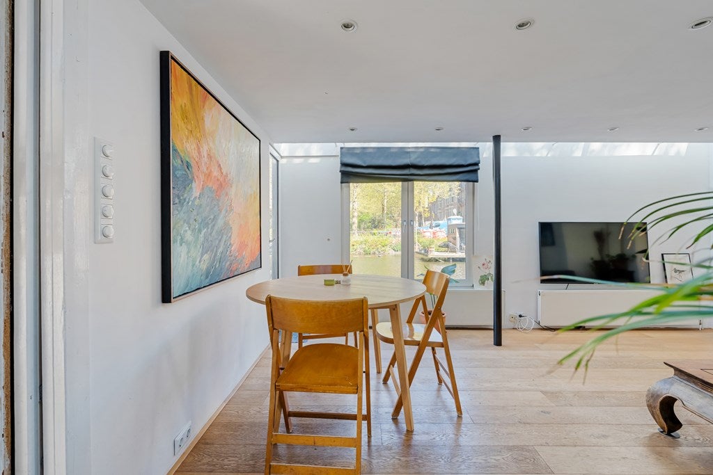 Appartement te koop: Bilderdijkkade 804, Amsterdam