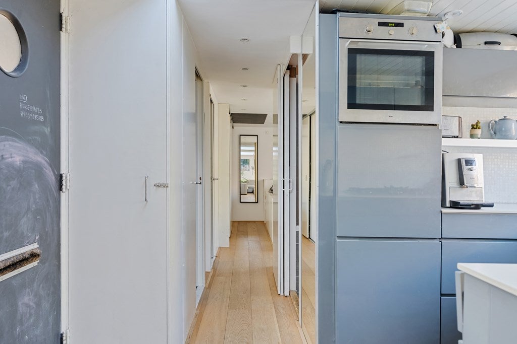 Appartement te koop: Bilderdijkkade 804, Amsterdam