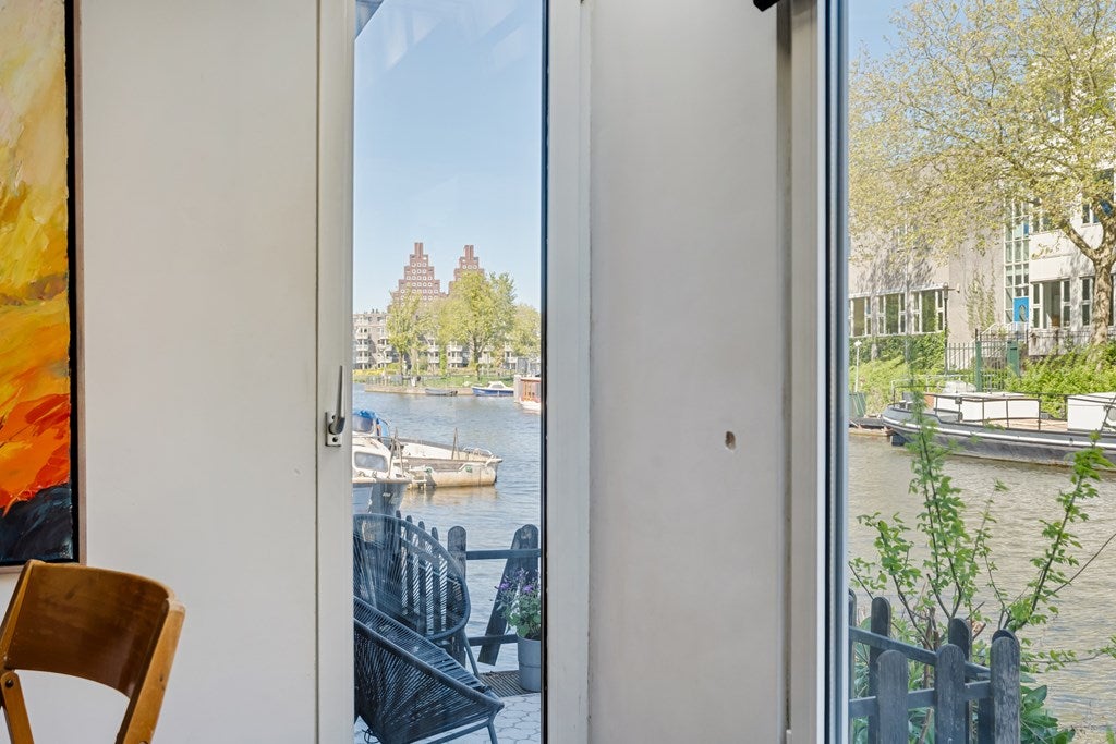 Appartement te koop: Bilderdijkkade 804, Amsterdam