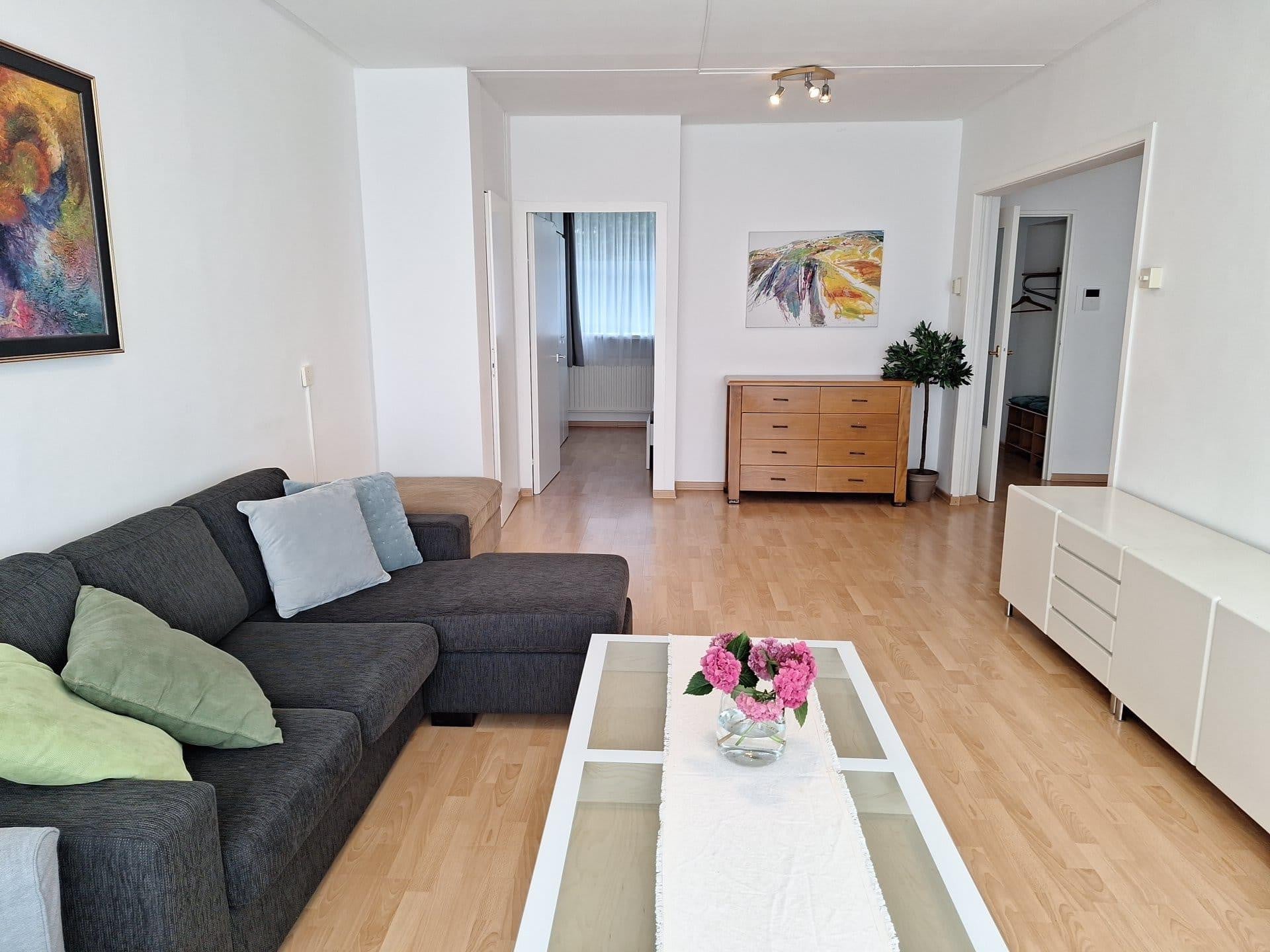 Appartement te huur: Schouwenselaan 47, Amstelveen