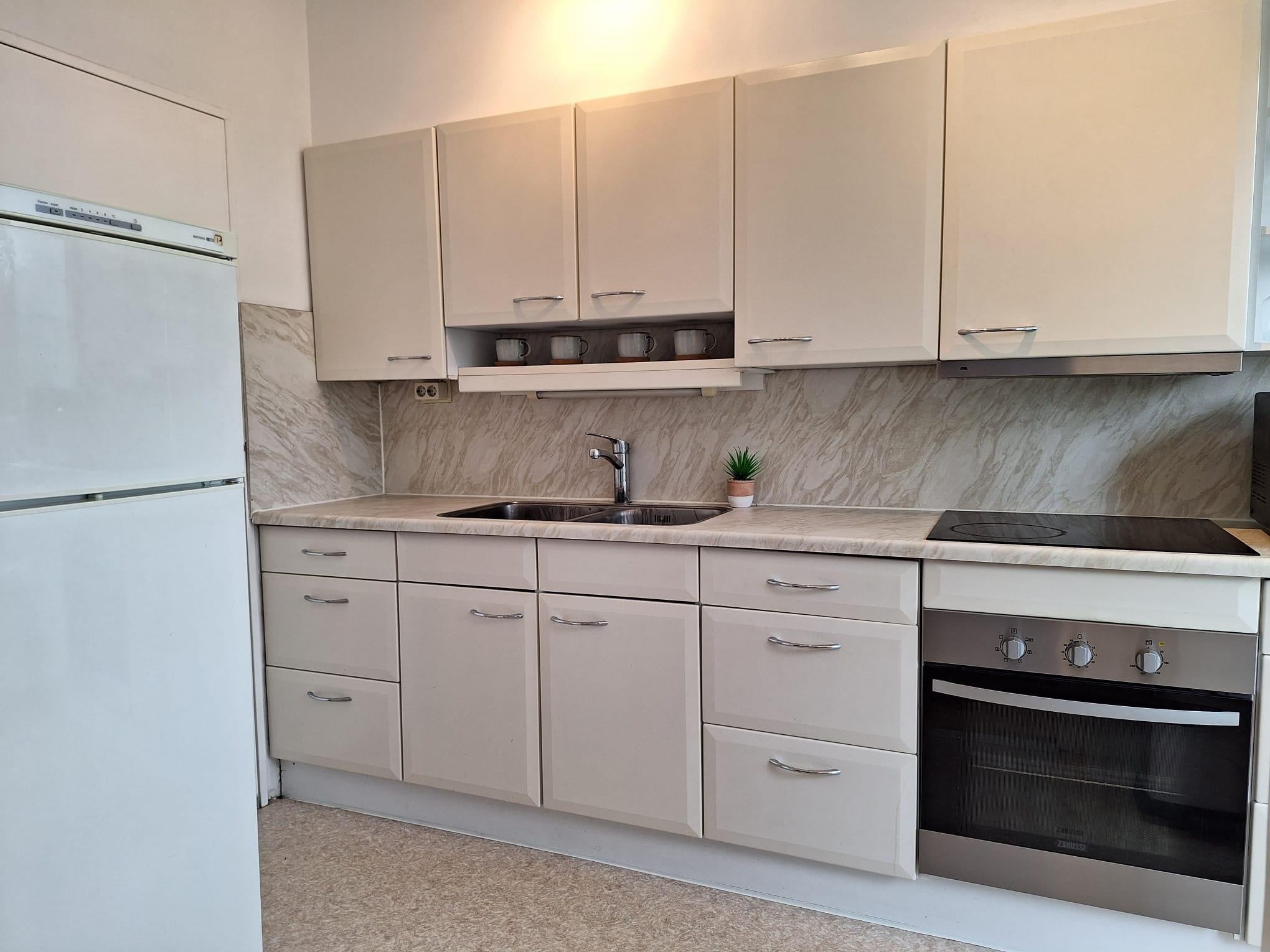 Appartement te huur: Schouwenselaan 47, Amstelveen