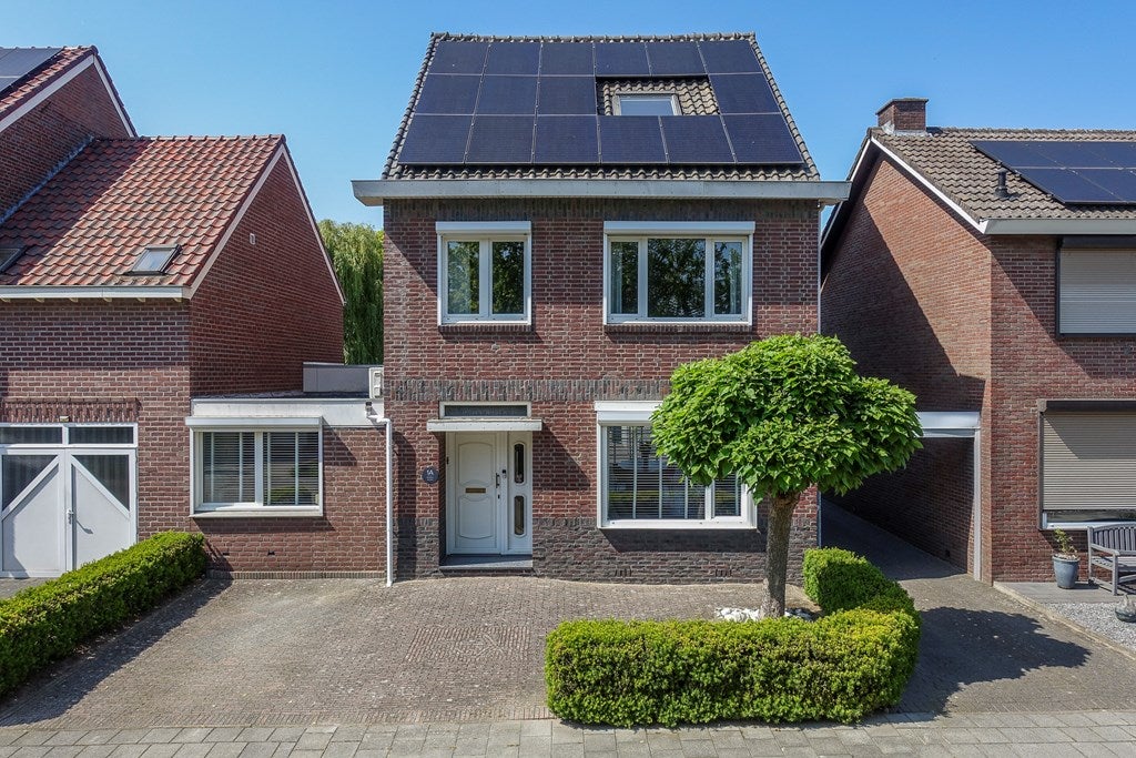 Huis Molenveldweg 1 A in Susteren