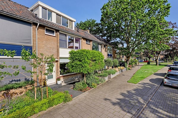 Koningin Wilhelminasingel 32 in Waddinxveen