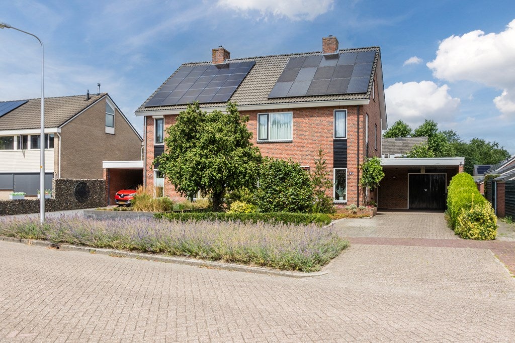 Huis De Elzen 18 in Vroomshoop