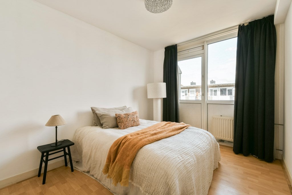 Appartement te koop: Charlotte de Bourbonstraat 37-3, Amsterdam