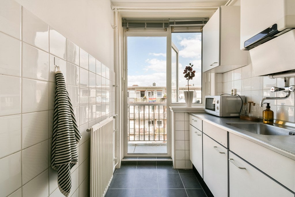 Appartement te koop: Charlotte de Bourbonstraat 37-3, Amsterdam