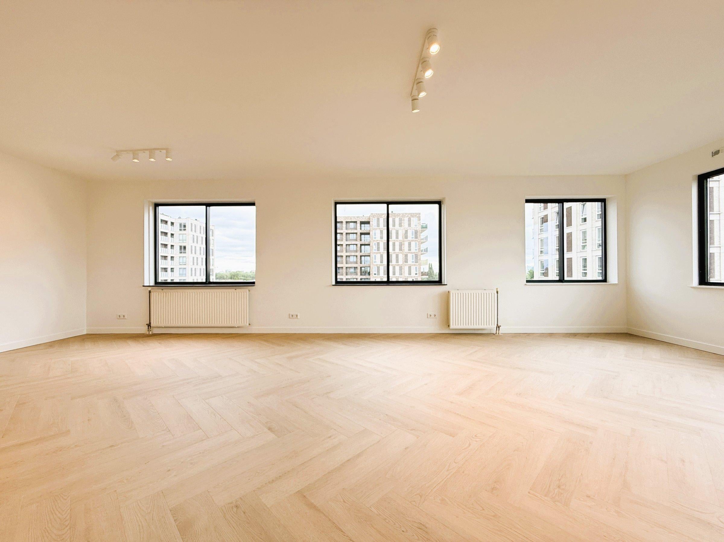 Woning te huur: Van Suchtelen van de Haarestraat, Amsterdam