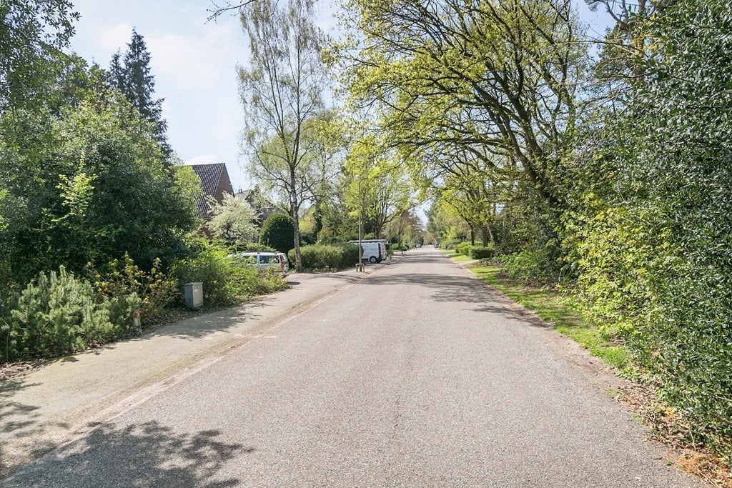 Woonhuis aan de Charlotte de Bourbonlaan in Zeist