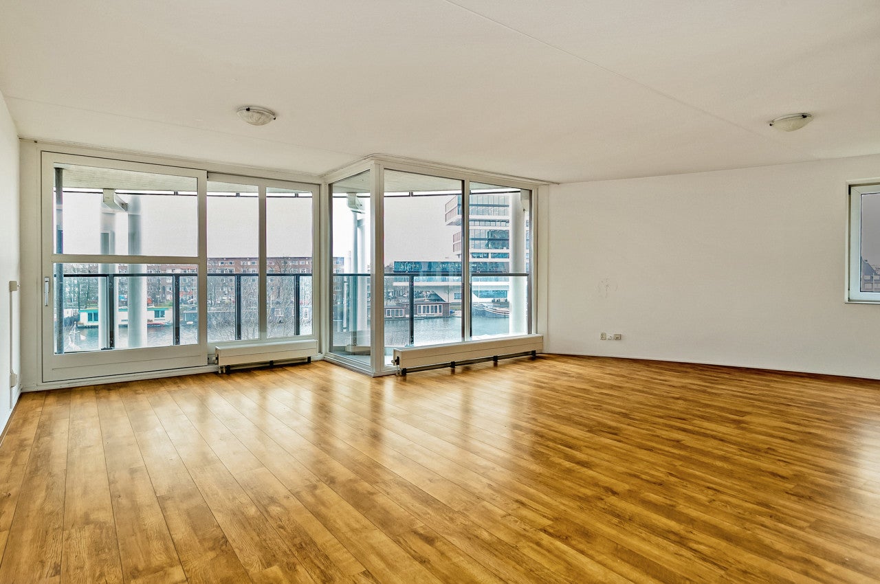 Te huur Appartement Omval 180 in Amsterdam