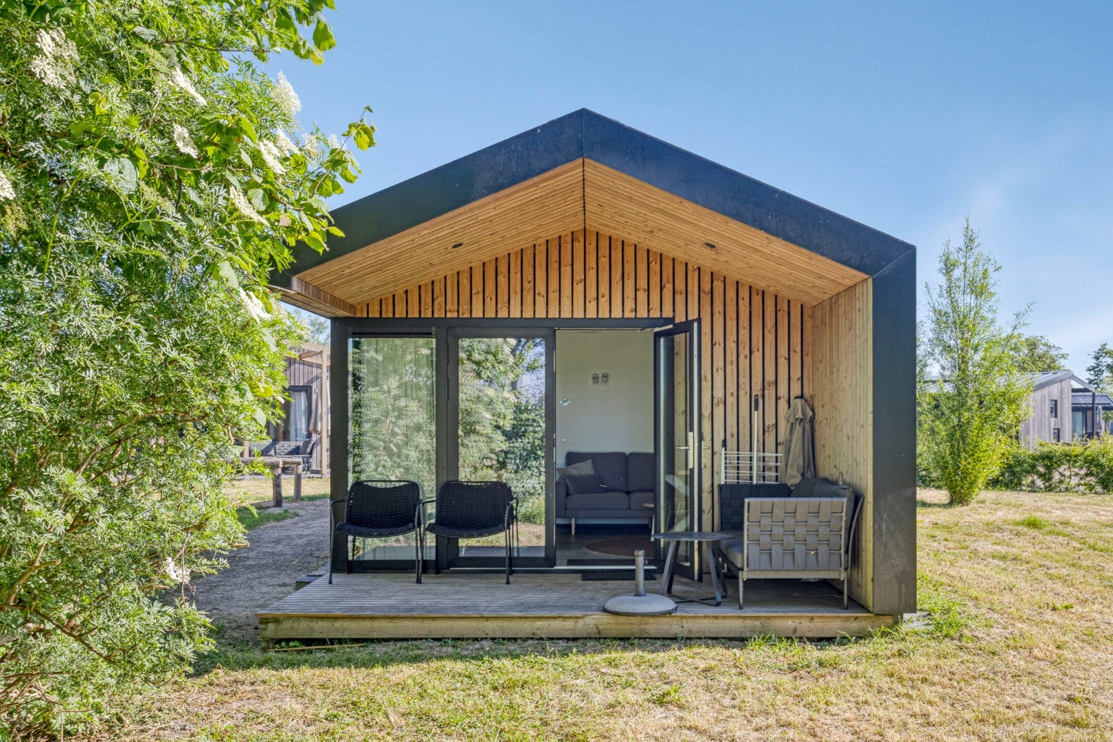 Huis Buitengronden 7 in Zwartewaal
