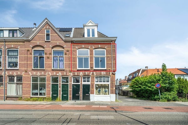 Lage Rijndijk 9 A in Leiden