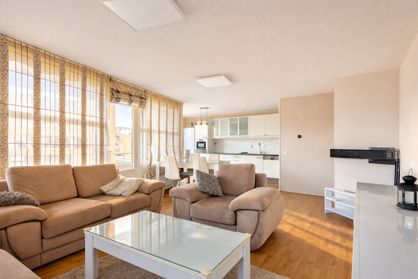 Flat Jan van Duivenvoordestraat in Amsterdam