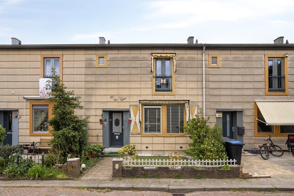 Huis Lijsterbeslaan 30 in Schiedam