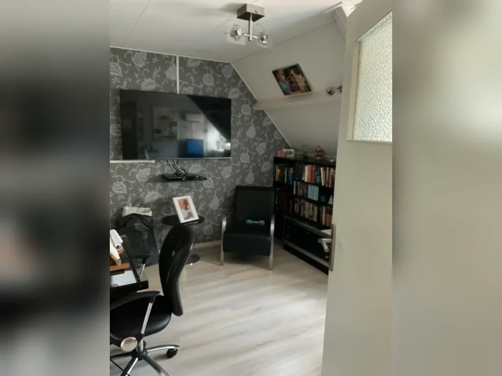 Woonhuis aan de Pastoor van Zantenlaan in Amstelveen