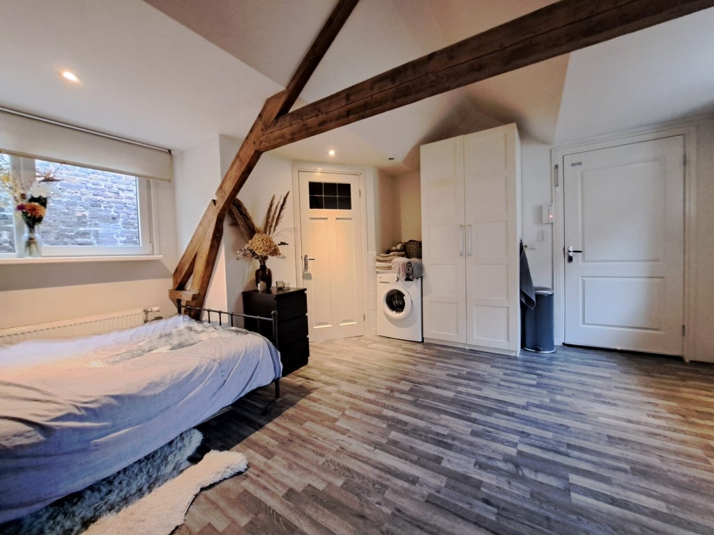 Te huur Studio Schrijversstraat in Dordrecht
