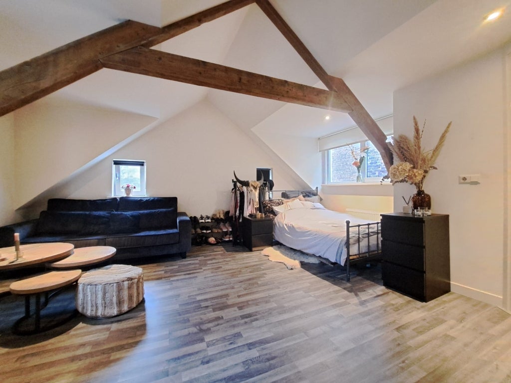 Te huur Studio Schrijversstraat in Dordrecht