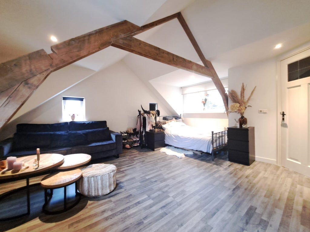 Te huur Studio Schrijversstraat in Dordrecht