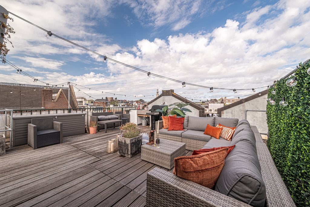 Flat Spuistraat 105 G