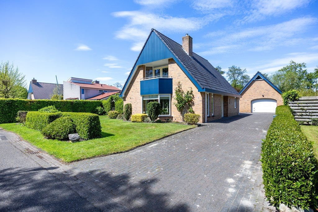 Huis Zuiderbuuren 5 in Marum