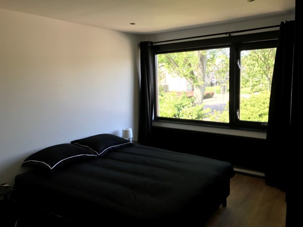 Woning te huur: Van den Berghlaan, Hoofddorp