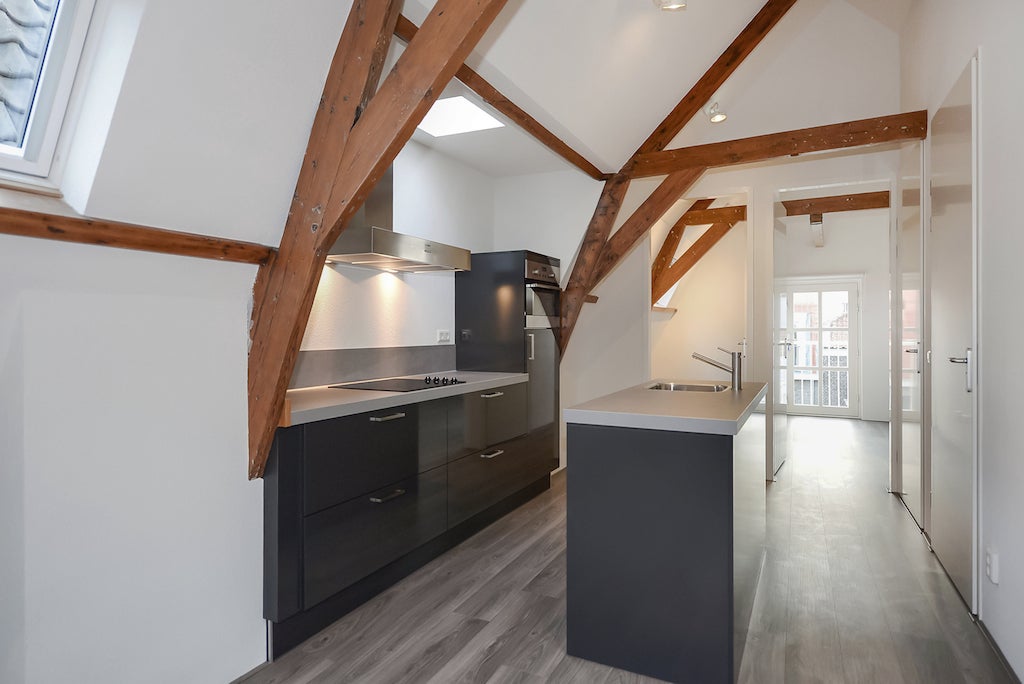 Appartement te huur: Oude Langendijk 12D, Delft