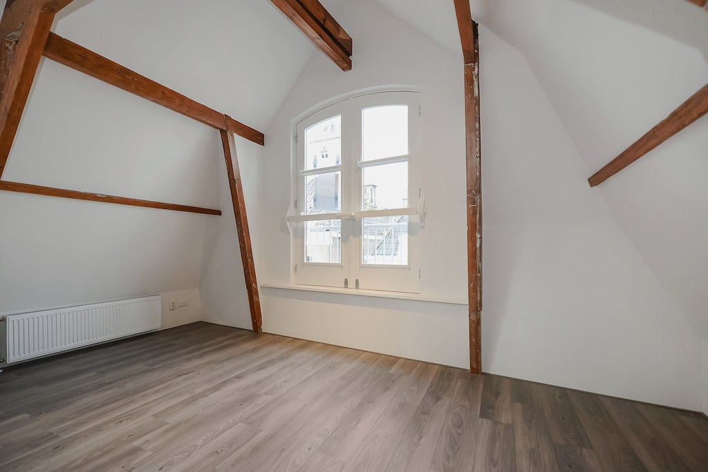 Appartement te huur: Oude Langendijk 12D, Delft