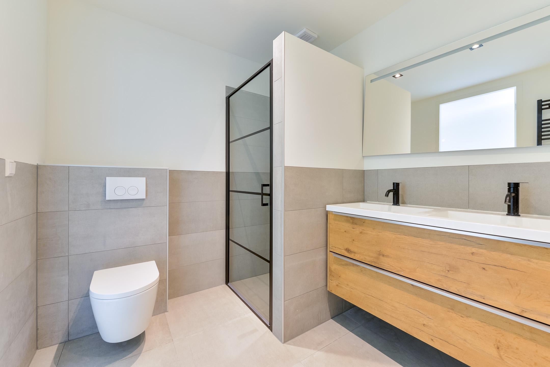 Appartement te huur: Fritz Conijnstraat 13B, Amsterdam