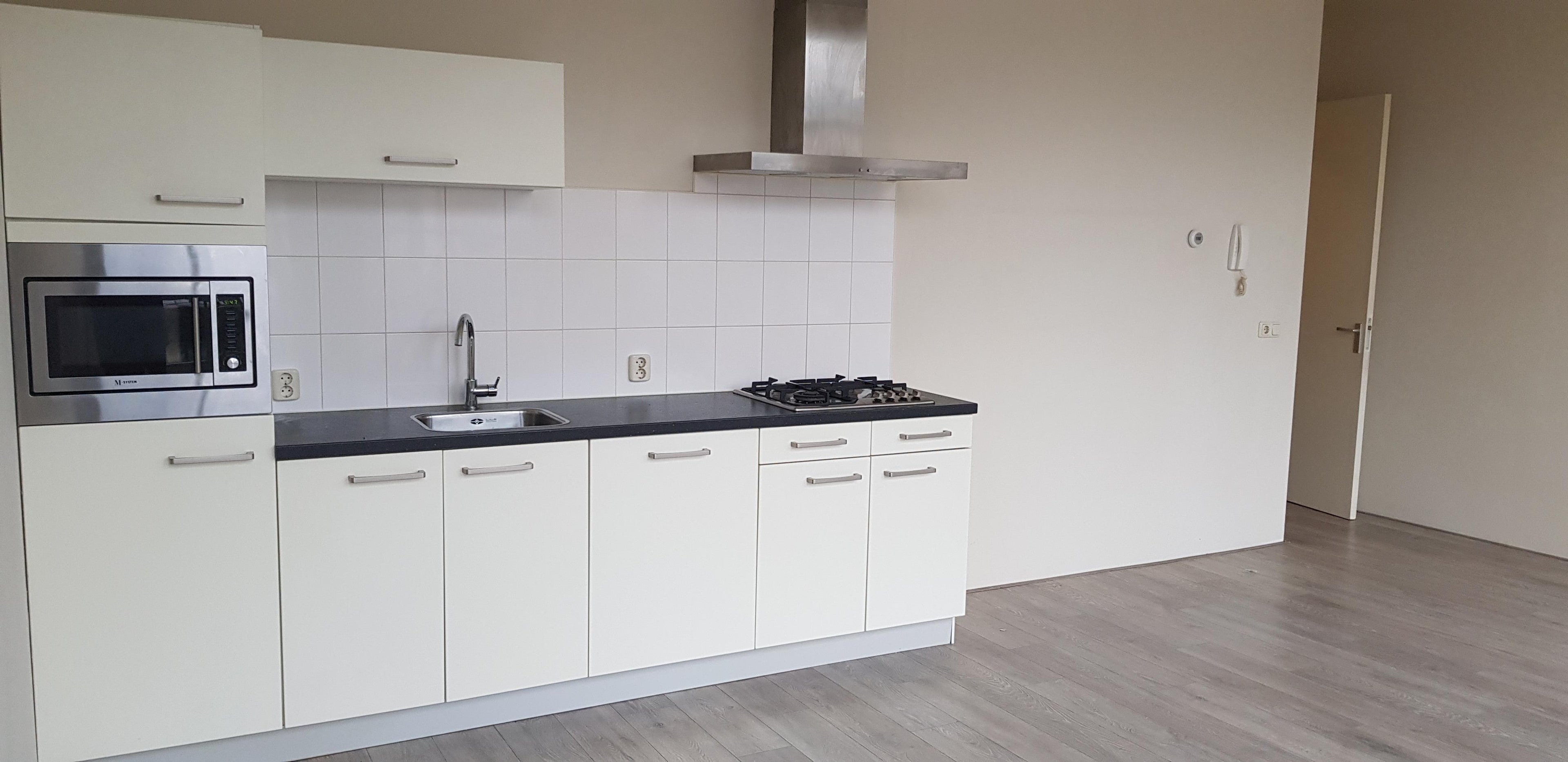 Appartement te huur: Voorstreek 36A, Leeuwarden