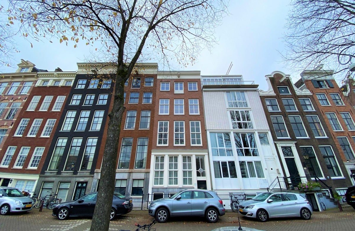 Amsterdam – 1017AM