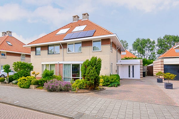 Huis te koop Statenhoff 27 in Den Helder voor € 329.500 k.k.