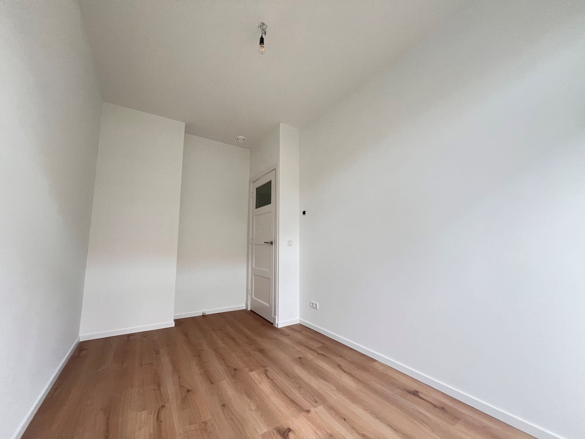 Woning te huur: Veenendaalkade, 'S-Gravenhage