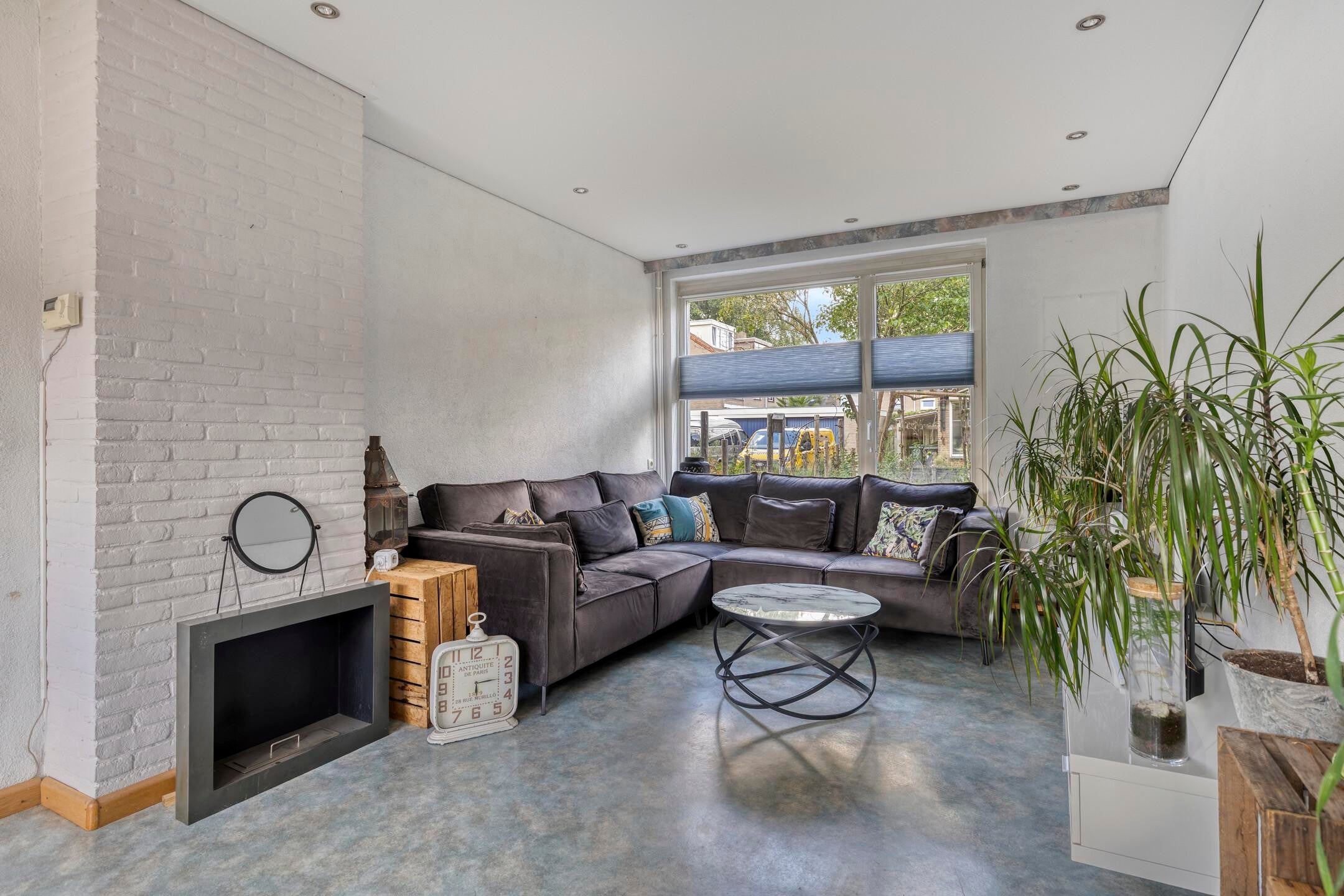 Tussenwoning te koop: Zwanensingel 63, Wijchen