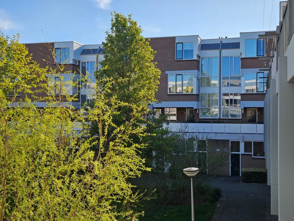 Appartement te koop: Baarnhoeve 74, Vlaardingen