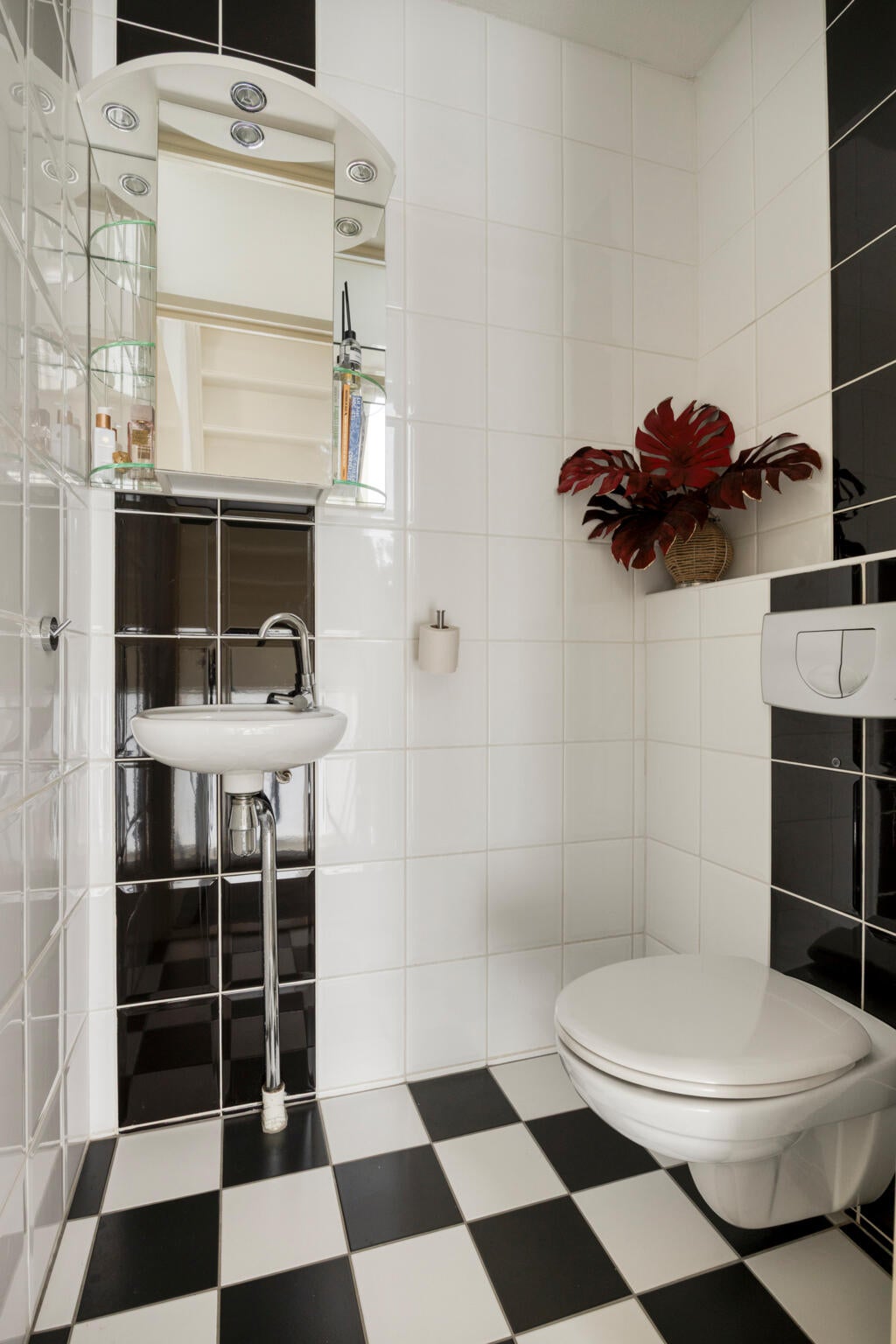Appartement te koop: Baarnhoeve 74, Vlaardingen