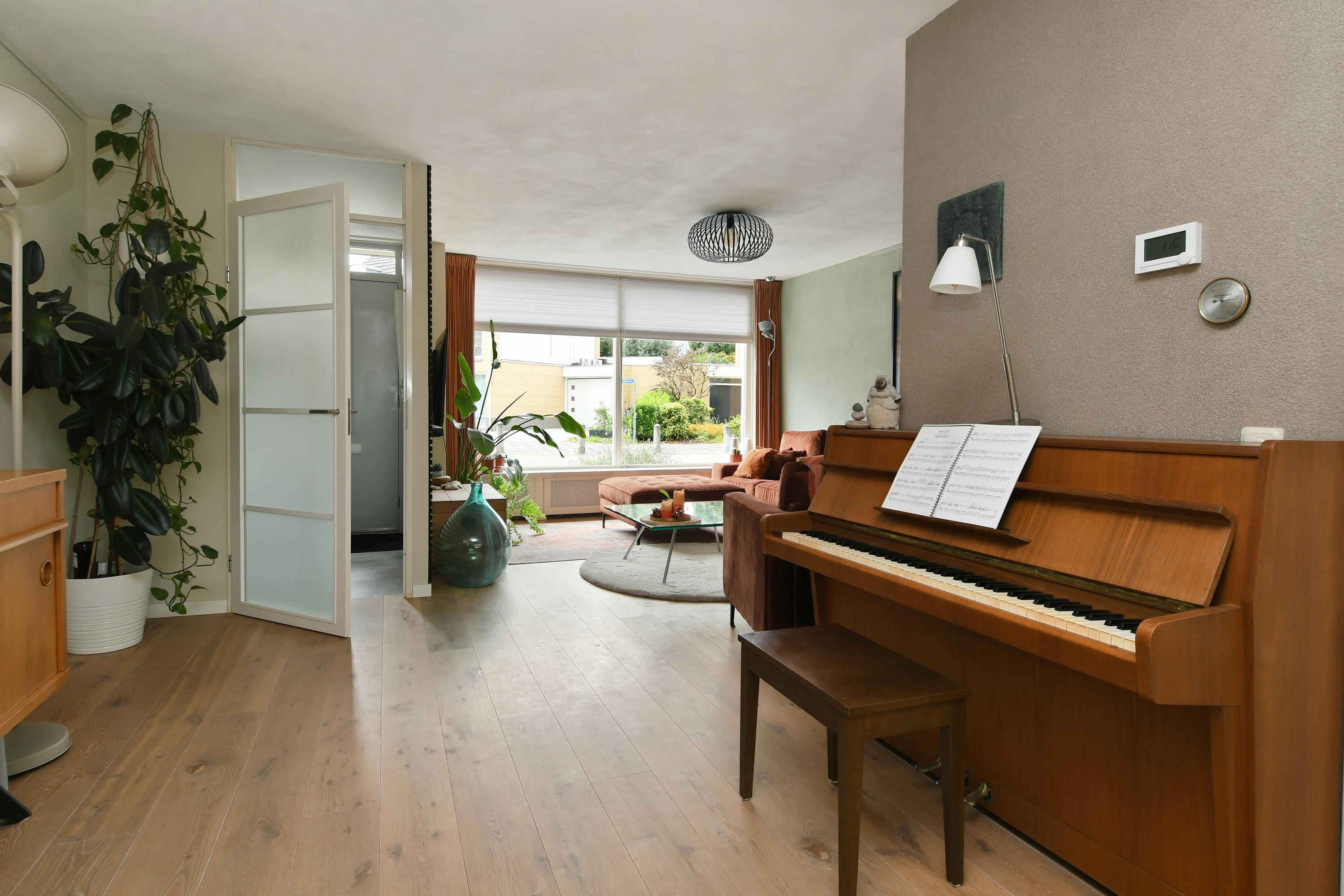 Tussenwoning te koop: Gustave Flaubertlaan 6, Eindhoven