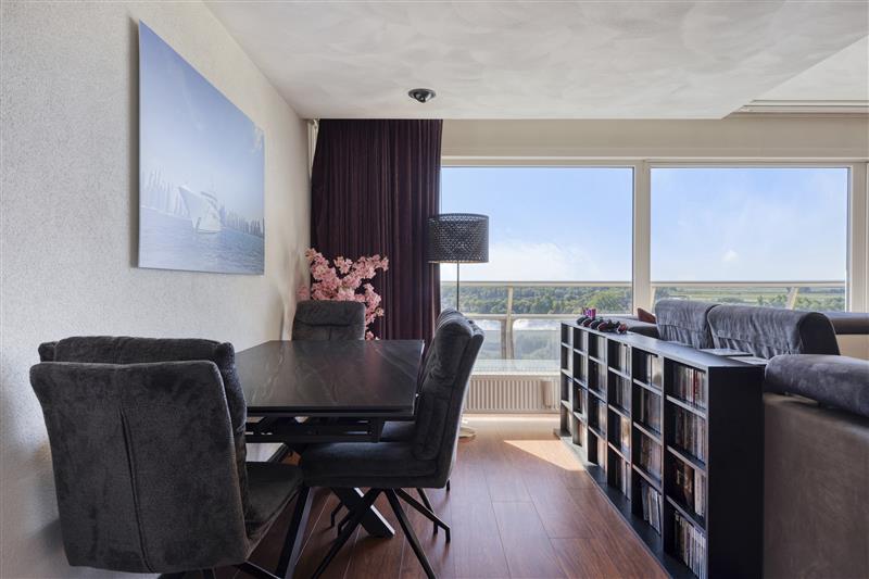 Appartement te koop: Burgemeester D. Kooimanweg 237, Purmerend