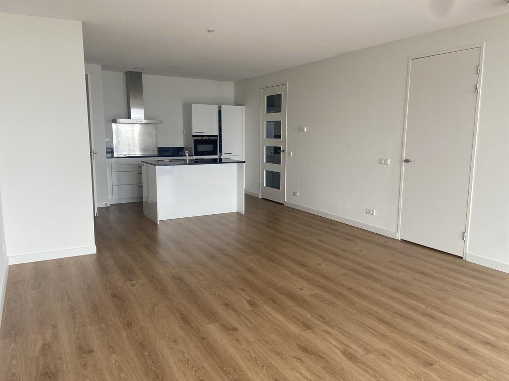 Flat Kruisplein 990
