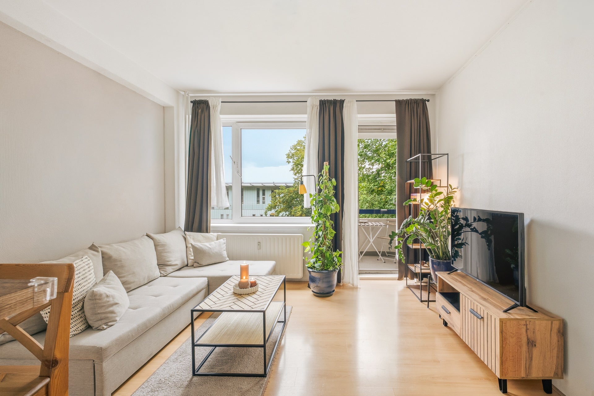 Studio te koop: Van Nijenrodeweg 200, Amsterdam